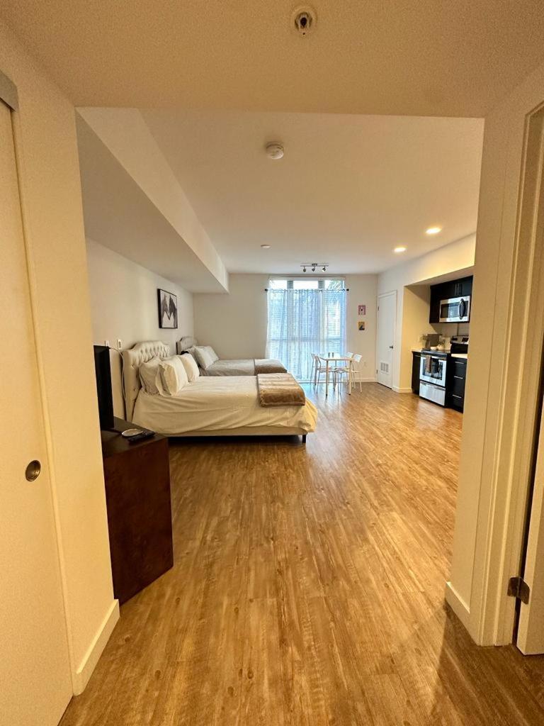 Studios Universal 10 Min Drive Free Parking And Wifi Лос-Анджелес Екстер'єр фото